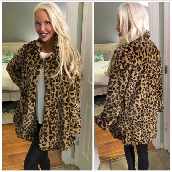 Jackets & Blazers - 🛍 LAST 1! Leopard Print Faux Fur Teddy Coat!